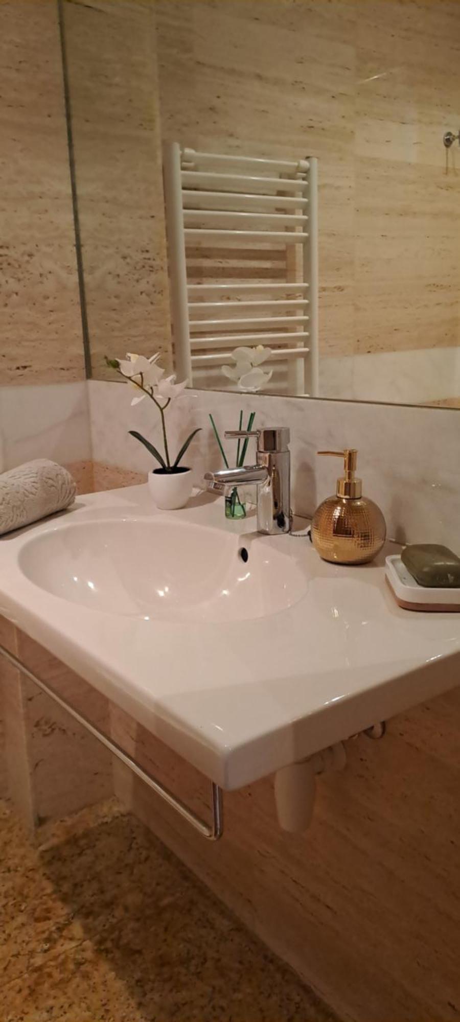 Habitaciones De Lujo Con Hermosas Vistas A La Cuidad Burgos Exterior foto
