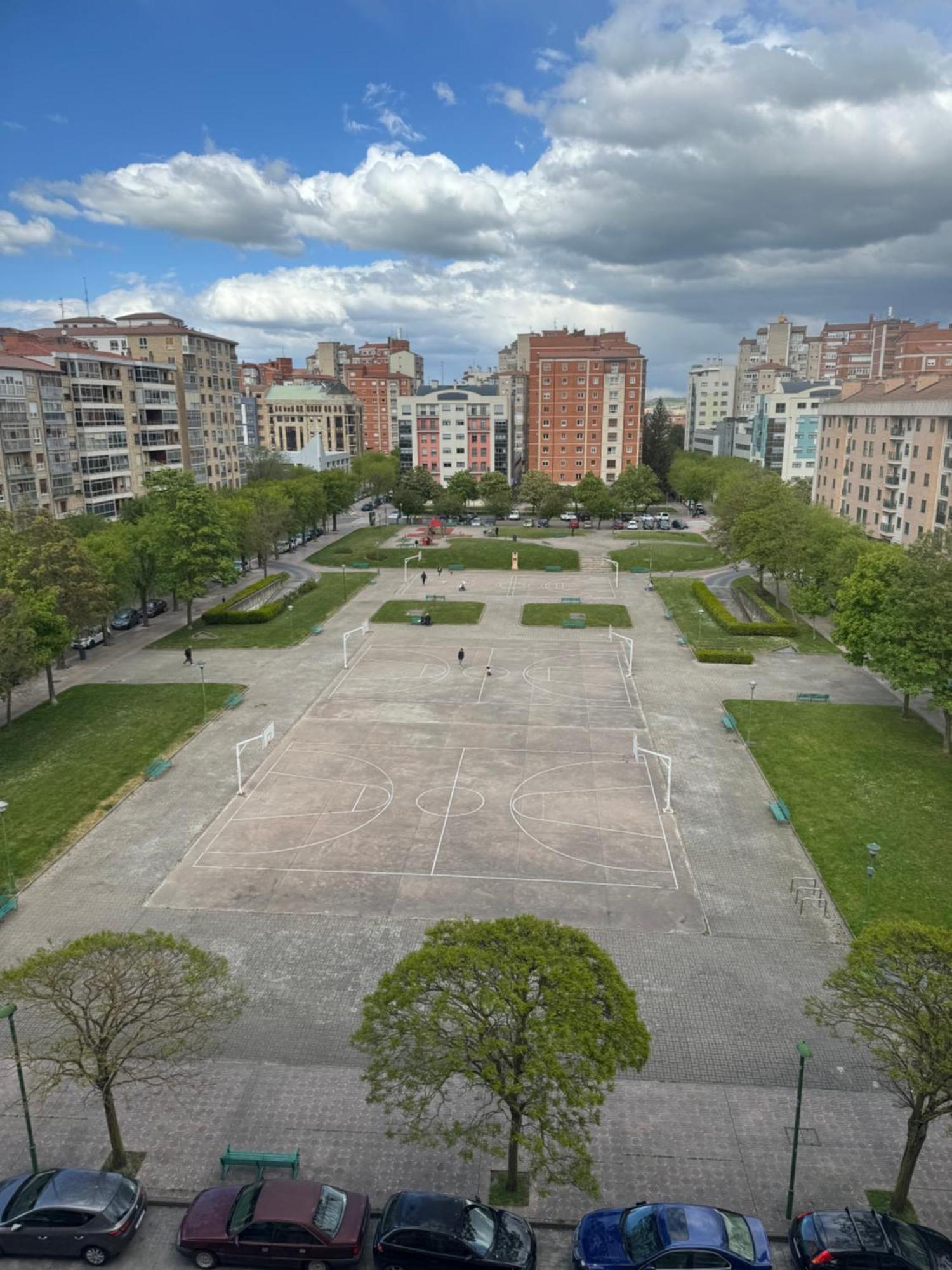Habitaciones De Lujo Con Hermosas Vistas A La Cuidad Burgos Exterior foto